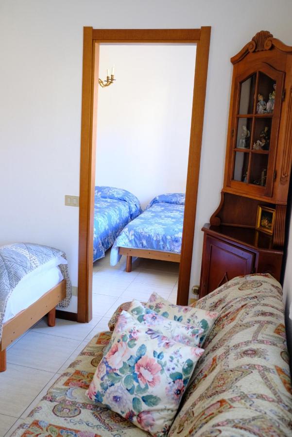 Hotel Il Canneto ปอร์โต เซเรซิโอ ภายนอก รูปภาพ
