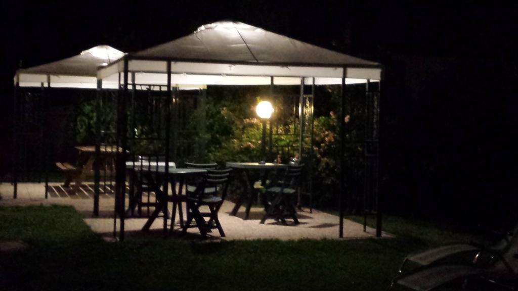 Hotel Il Canneto ปอร์โต เซเรซิโอ ภายนอก รูปภาพ